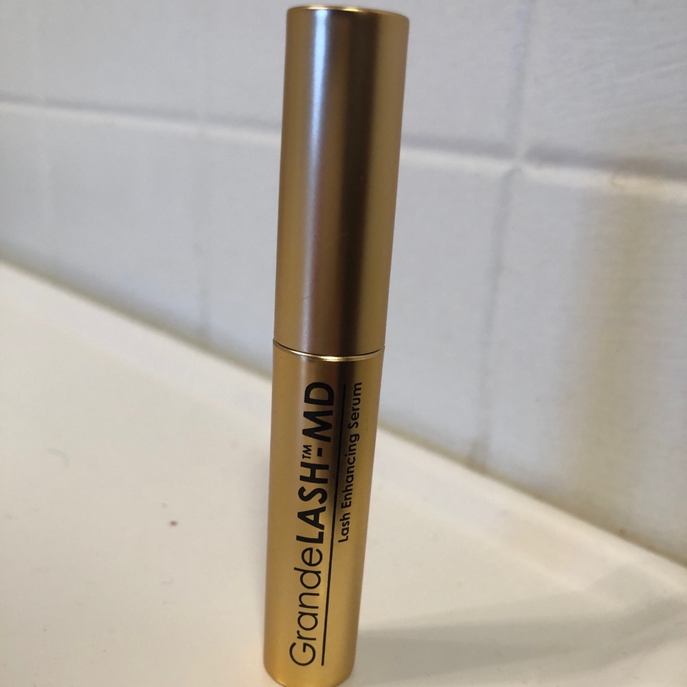 New Grande MD lash enhancing serum .7ml/4wk supply